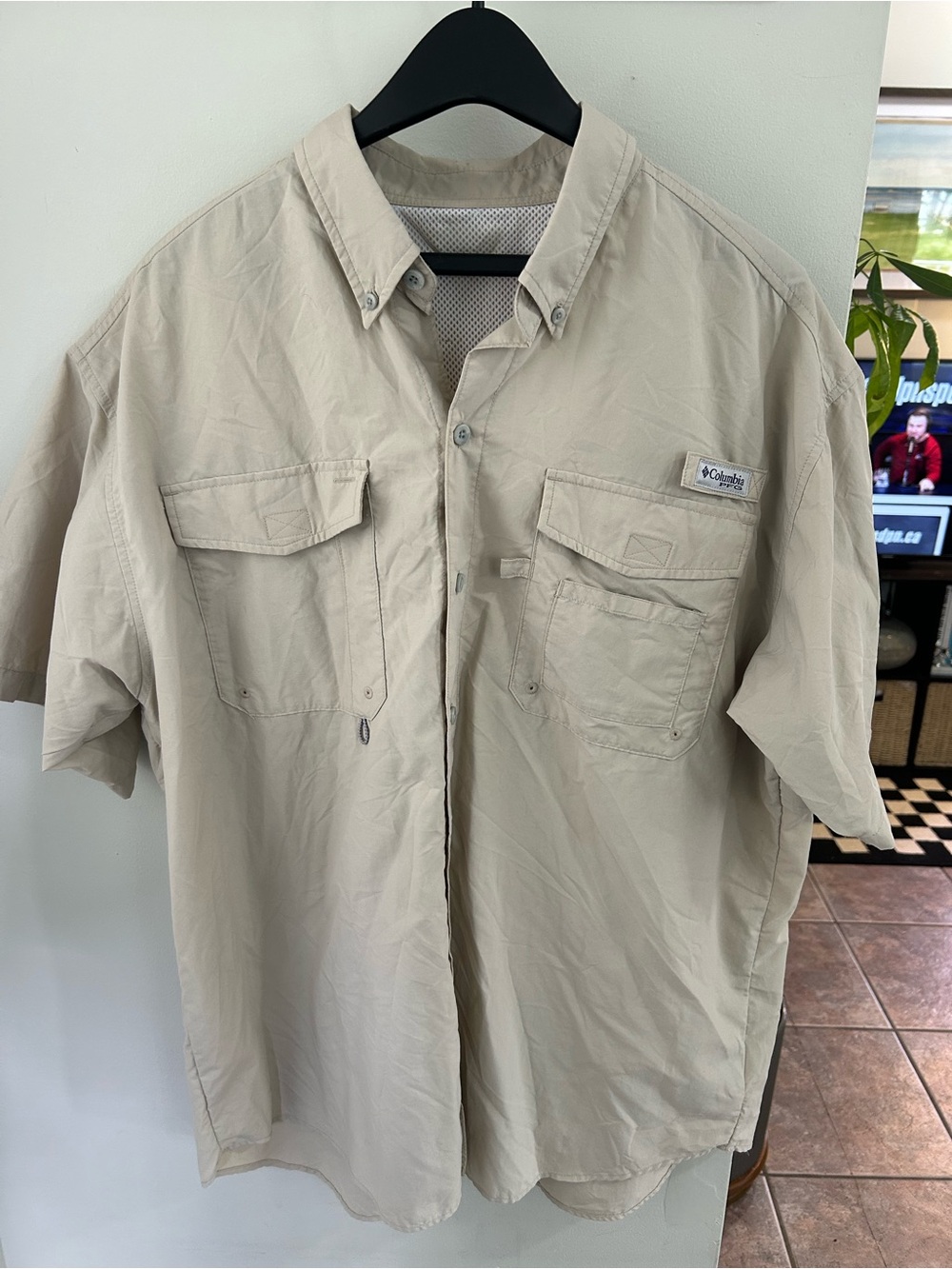 Columbia PFG Bahama II Short Sleeve Fishing Shirt Khaki - Size M